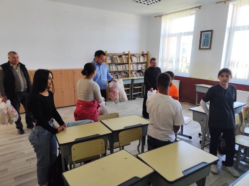 Activităţi de Ziua Copilului în Arhiepiscopia Sibiului Poza 364476
