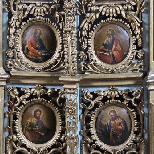 Biserica, polul binelui în comunitatea din Crucea Poza 365804