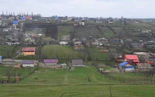 Biserica, polul binelui în comunitatea din Crucea Poza 365808
