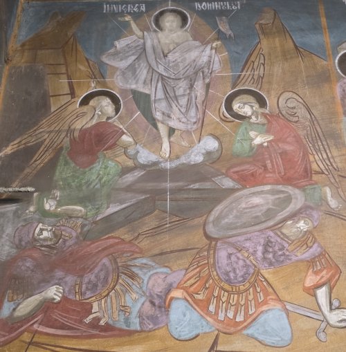 Biserica, polul binelui în comunitatea din Crucea Poza 365813