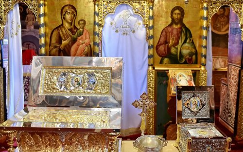 Sclipirile Luminii: Sfântul Proroc Ioan Botezătorul