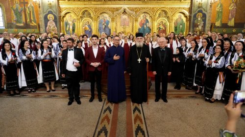 A șasea ediție a Festivalului „Corul «Timotei Popovici» la ceas aniversar” Poza 367732
