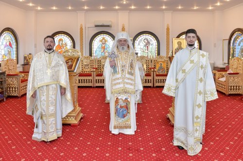 Zi de hram la Paraclisul „Sfântul Grigorie Luminătorul” din Reşedinţa Patriarhală
