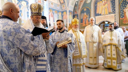Sărbătoarea hramului la Mănăstirea Brâncoveanu de la Sâmbăta de Sus Poza 371036