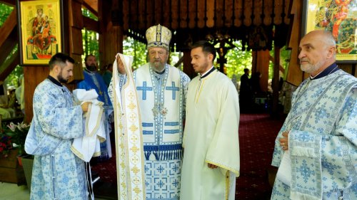 Sărbătoarea hramului la Mănăstirea Brâncoveanu de la Sâmbăta de Sus Poza 371054