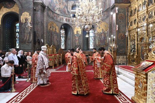 Înălțarea Sfintei Cruci sărbătorită la Catedrala Patriarhală