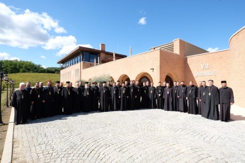 Ostenitori din administraţia bisericească la Mănăstirea „Sfânta Maria”‑Urlați