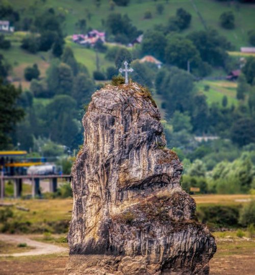Credința lucrează virtutea