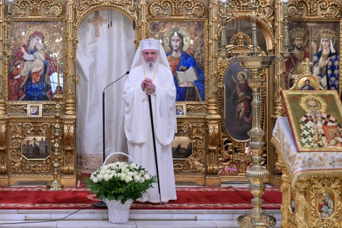 Rugăciune şi recunoştinţă la 19 ani de patriarhat ai Preafericitului Părinte Daniel