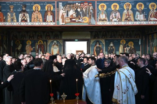 Parastas pentru Episcopul Vasile Flueraș și conferință preoțească la Cluj‑Napoca Poza 376566