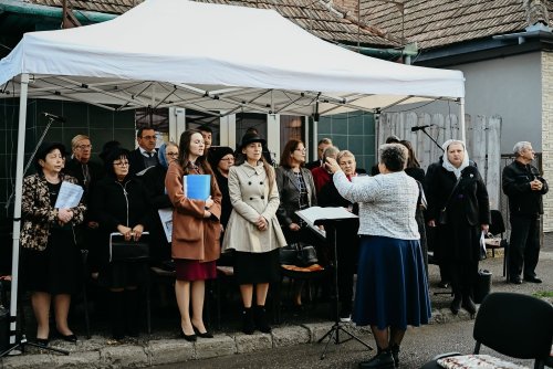 Resfințirea Bisericii „Adormirea Maicii Domnului” din Câmpia Turzii Poza 376741