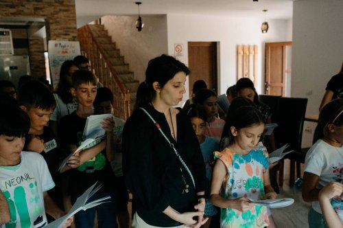 Bucuria copiilor şi voluntariatul în taberele ortodoxe Poza 377402