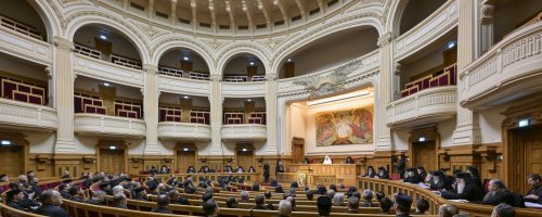 Ședință solemnă a Sfântului Sinod la Palatul Patriarhiei din București