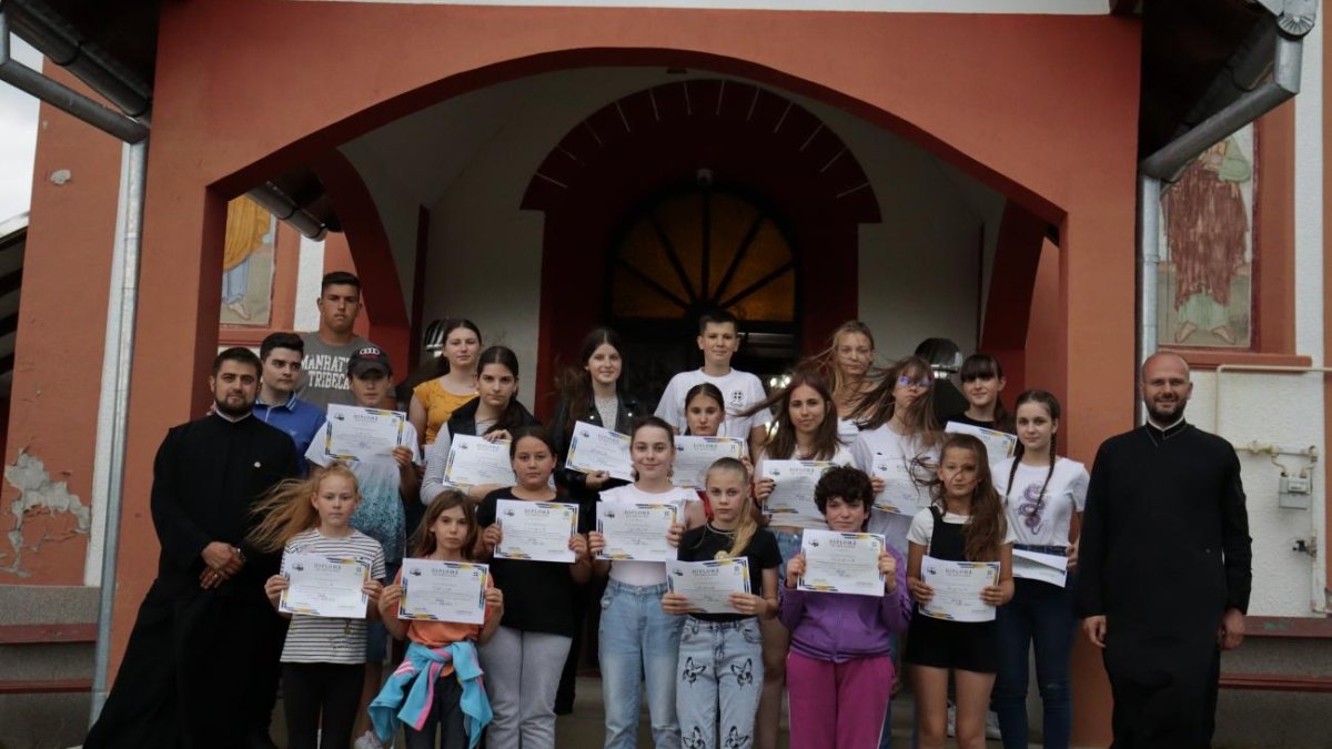 Caravana ASCOR - „Tinerețea, timpul marilor alegeri” în Arhiepiscopia Alba Iuliei
