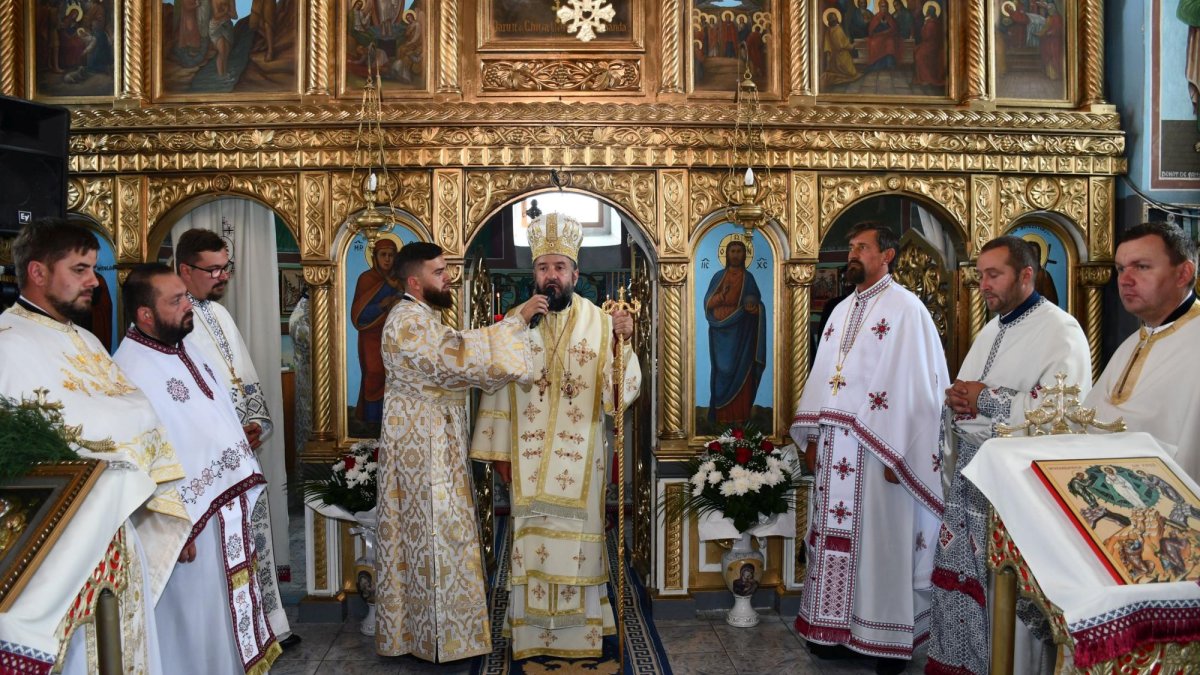 Comuniune în rugăciune a tuturor clericilor din Eparhia Caransebeșului 