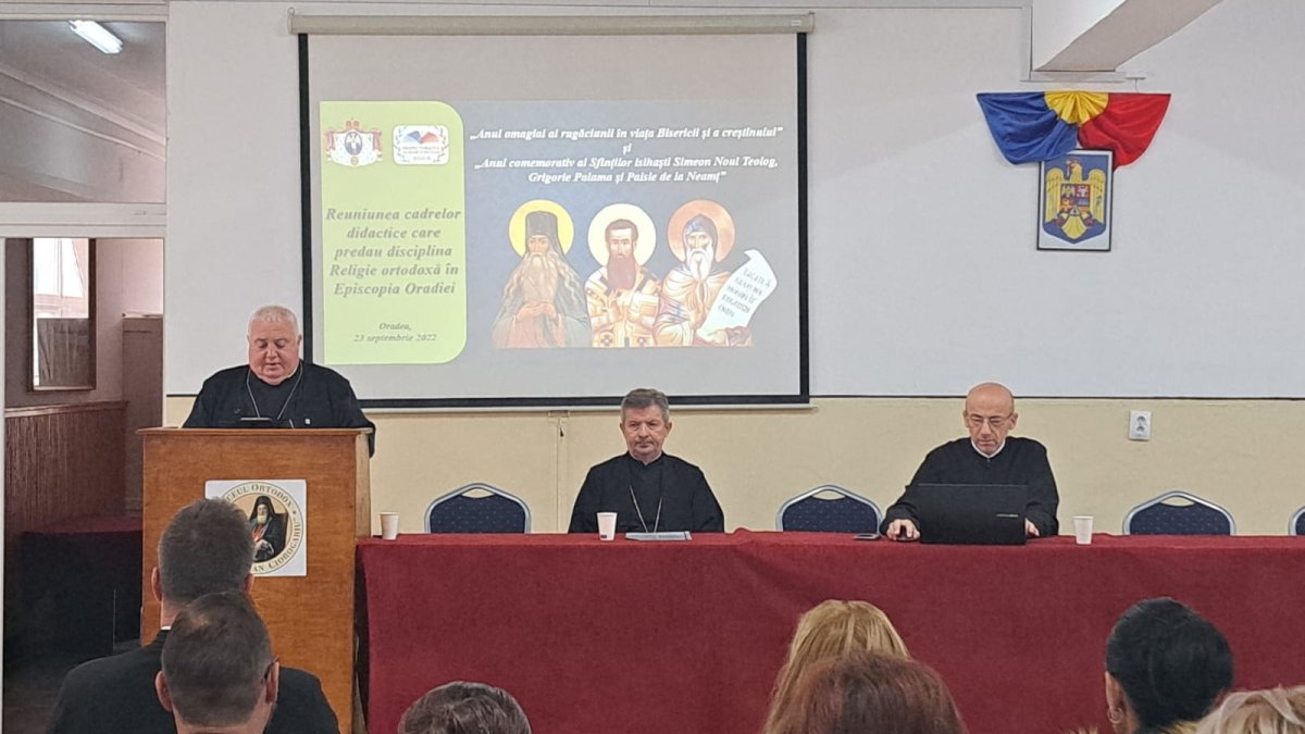 Conferință și consfătuiri pentru cadrele didactice de religie şi teologie din Eparhia Oradiei