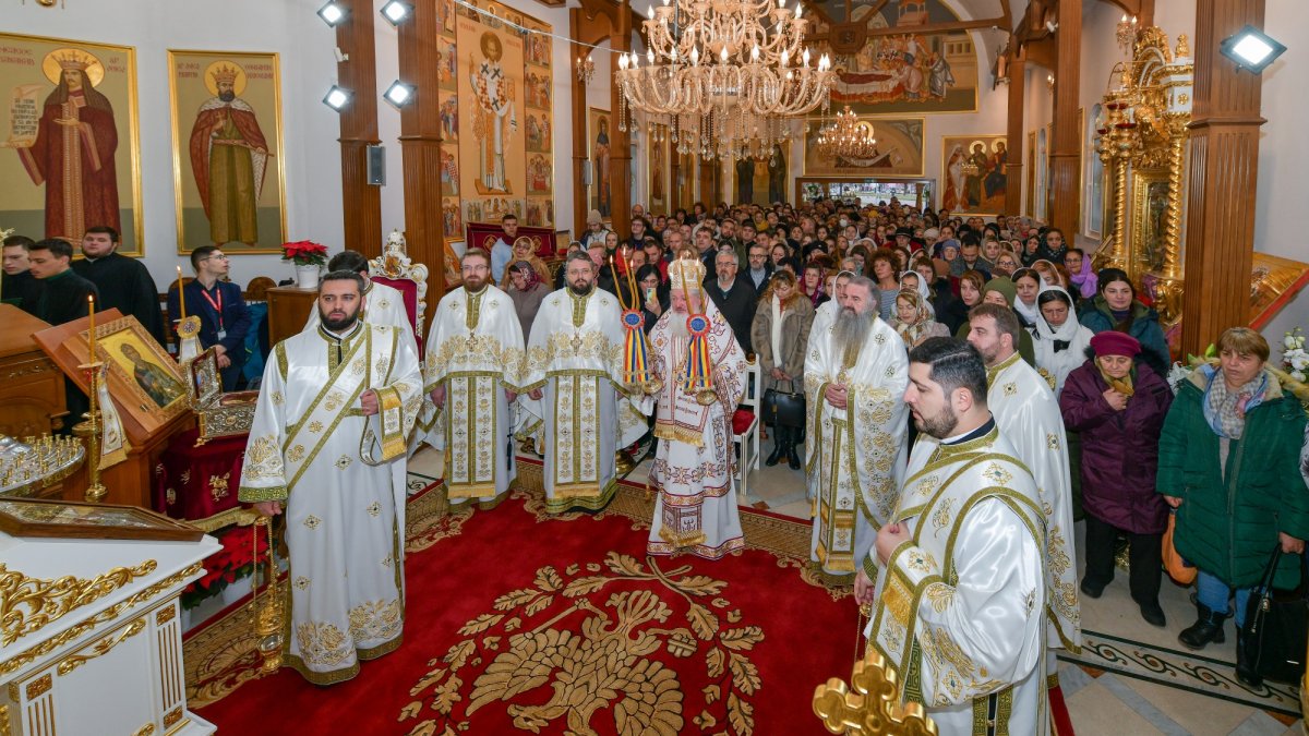 Rugăciune închinată Ocrotitorului României la Paraclisul Catedralei Naționale