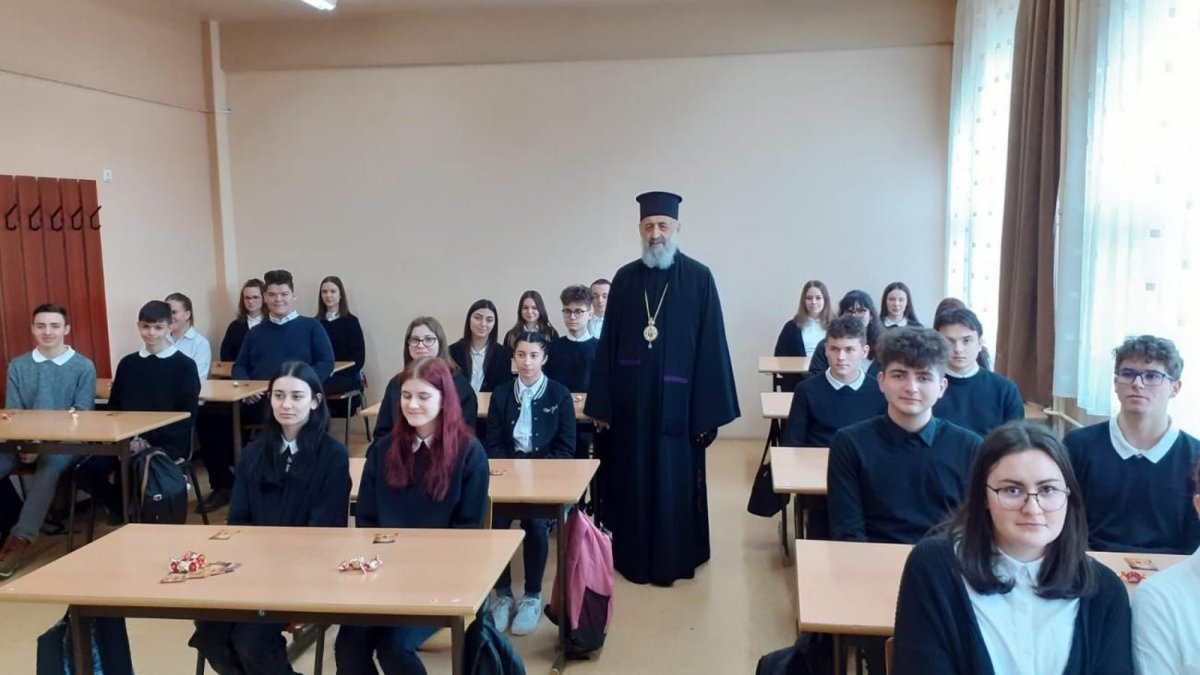 Vizită arhierească la Seminarul Teologic Ortodox „Sfântul Simion Ștefan” din Alba Iulia