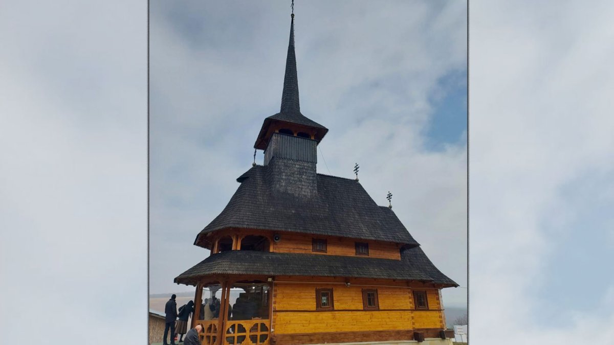 Popas de rugăciune la mănăstirea botoșăneană Lebăda