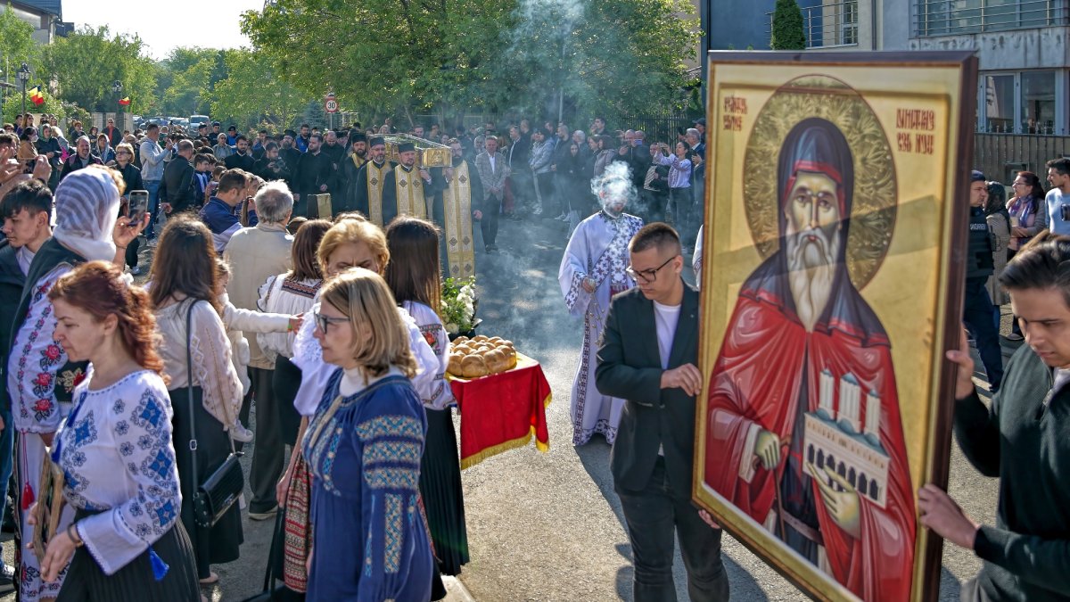Sfântul Dimitrie cel Nou și-a încheiat călătoria în Arhiepiscopia Bucureștilor