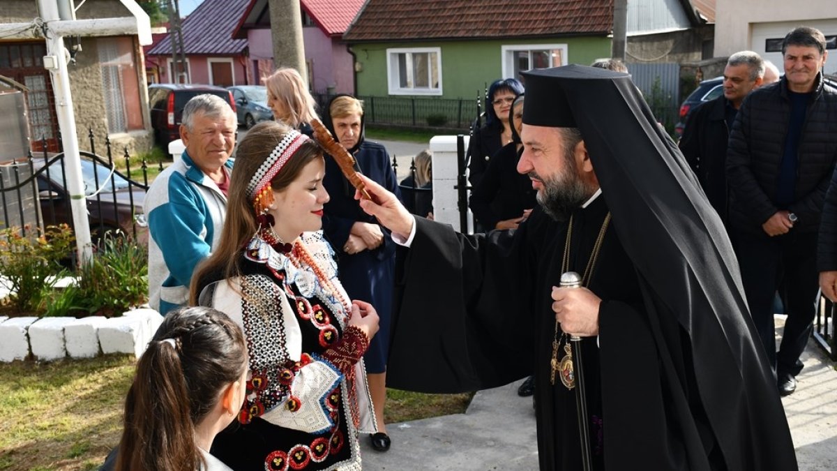 Binecuvântare în localitatea Știnăpari din Caraș-Severin