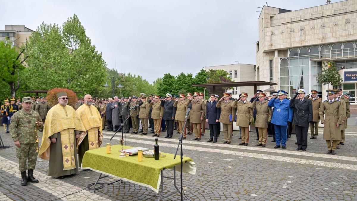 Ceremonii religioase și militare de Ziua Forțelor Terestre Române