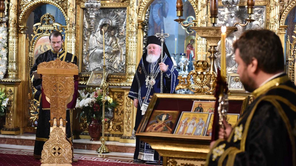 Rugăciune de laudă adusă Mucenicului Gheorghe la Mănăstirea Cernica