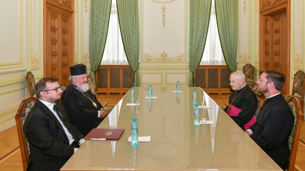 Oaspete anglican în vizită la Palatul Patriarhiei