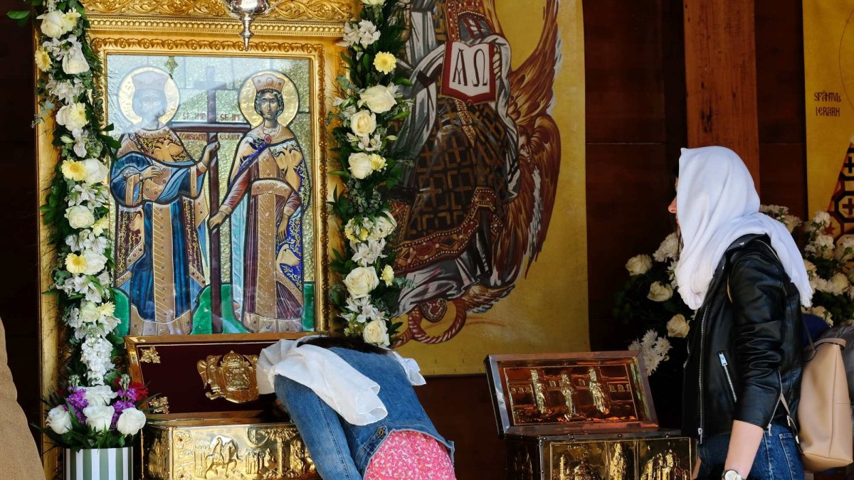 Moaștele Sfinților Împărați scoase spre închinare la Catedrala Patriarhală
