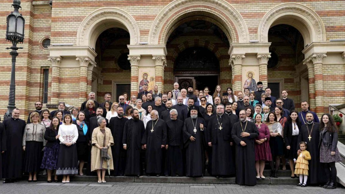 Absolvenţii promoţiei 2004 s‑au revăzut la Facultatea de Teologie Ortodoxă din Sibiu