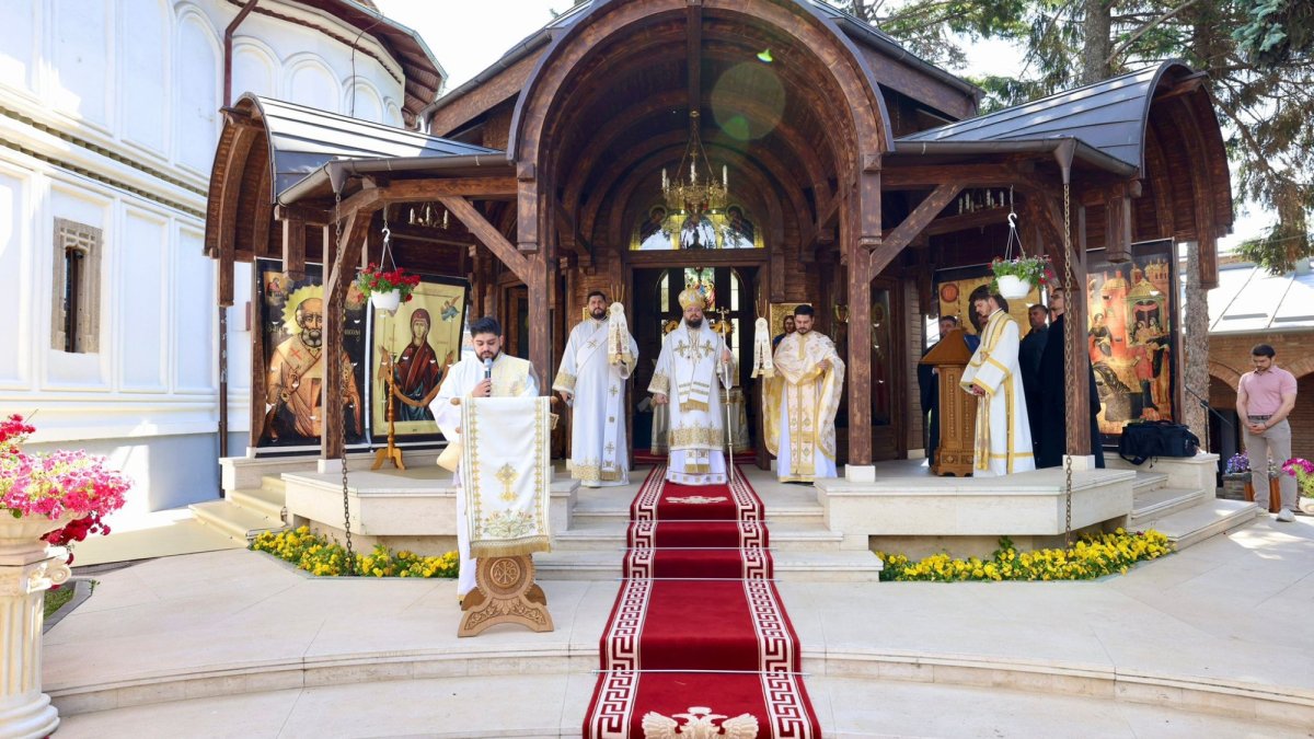 Popas de rugăciune la Mănăstirea Plumbuita