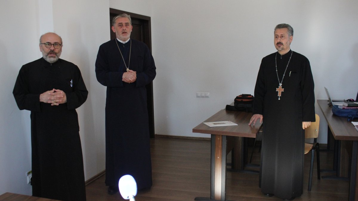 Sesiunea de comunicări „Eclesiologia ortodoxă în timp și în actualitate” la Craiova