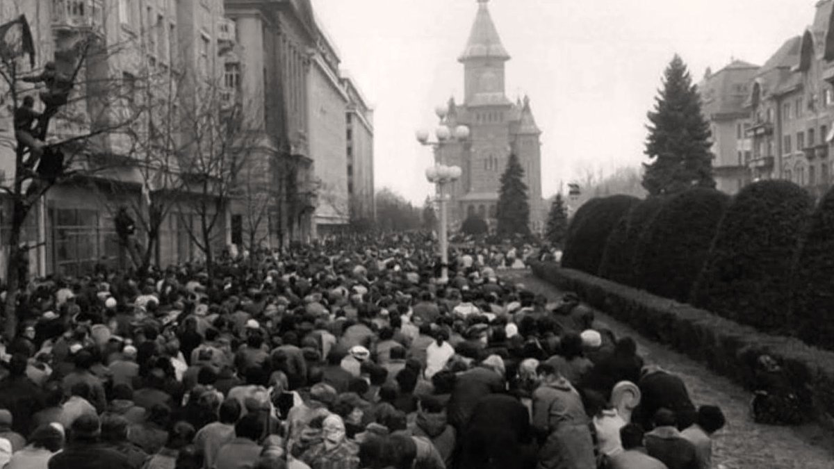 Catedrala Mitropolitană a Timișoarei în zilele revoluției din decembrie 1989