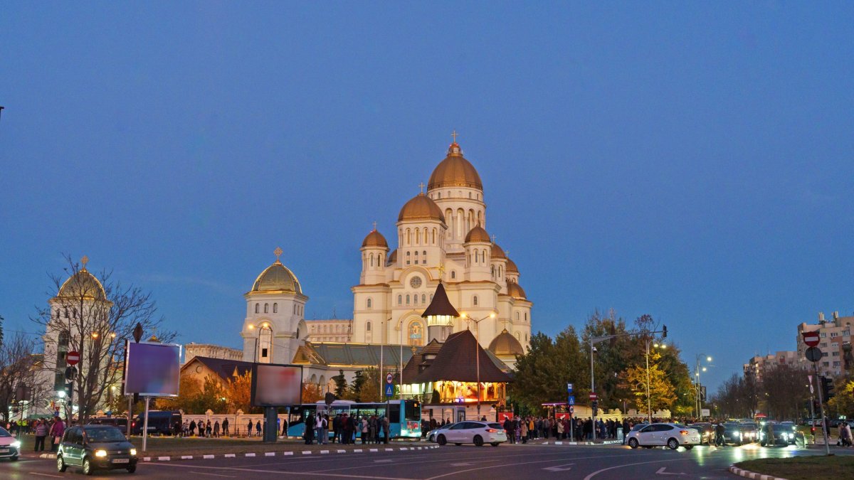 Anunțuri importante referitoare la Catedrala Naţională