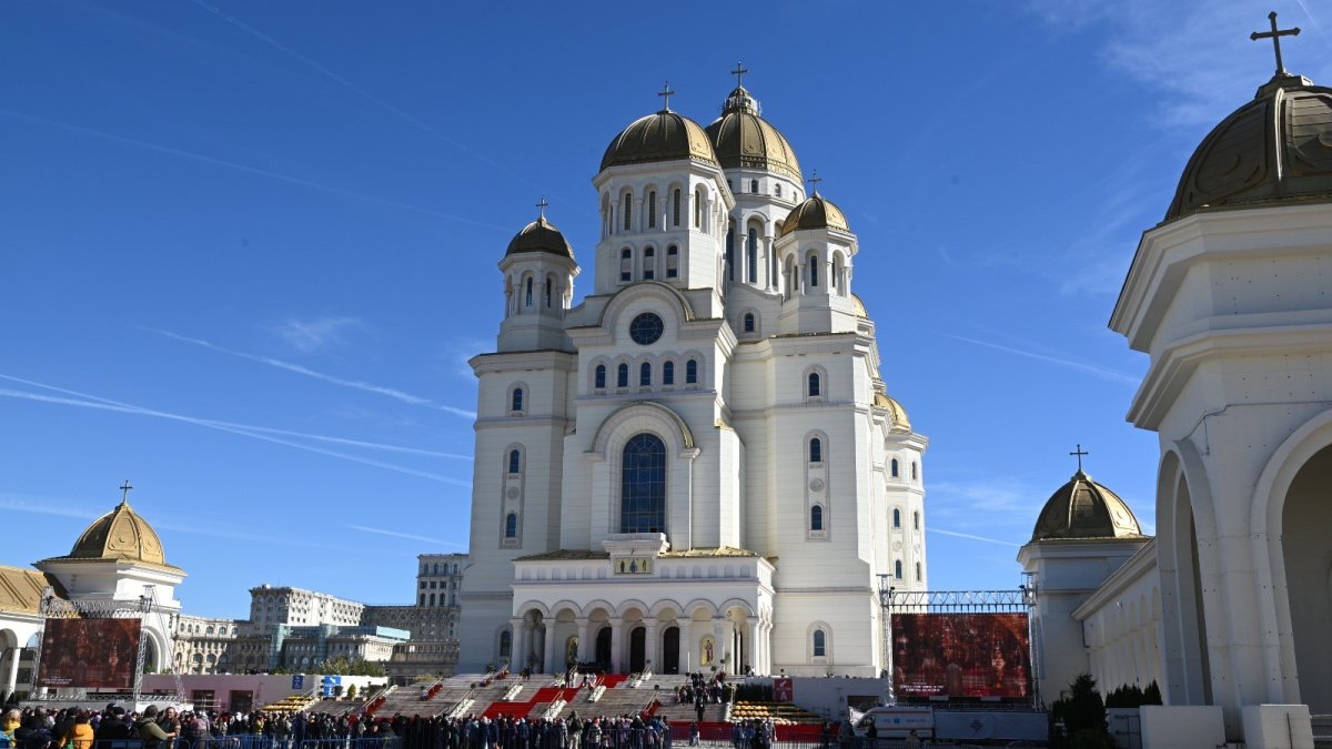Sărbătoarea Apostolului Andrei și Ziua Națională vor fi marcate la Catedrala Mântuirii Neamului
