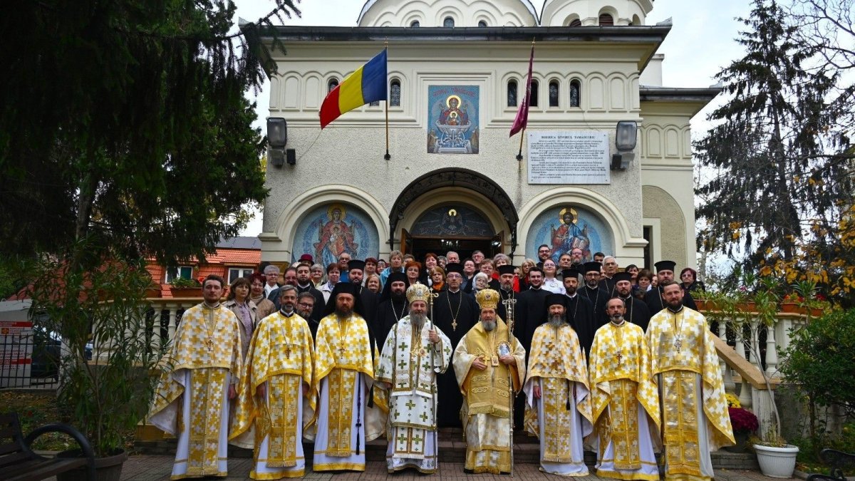 Episcopul Oradiei la ceas aniversar