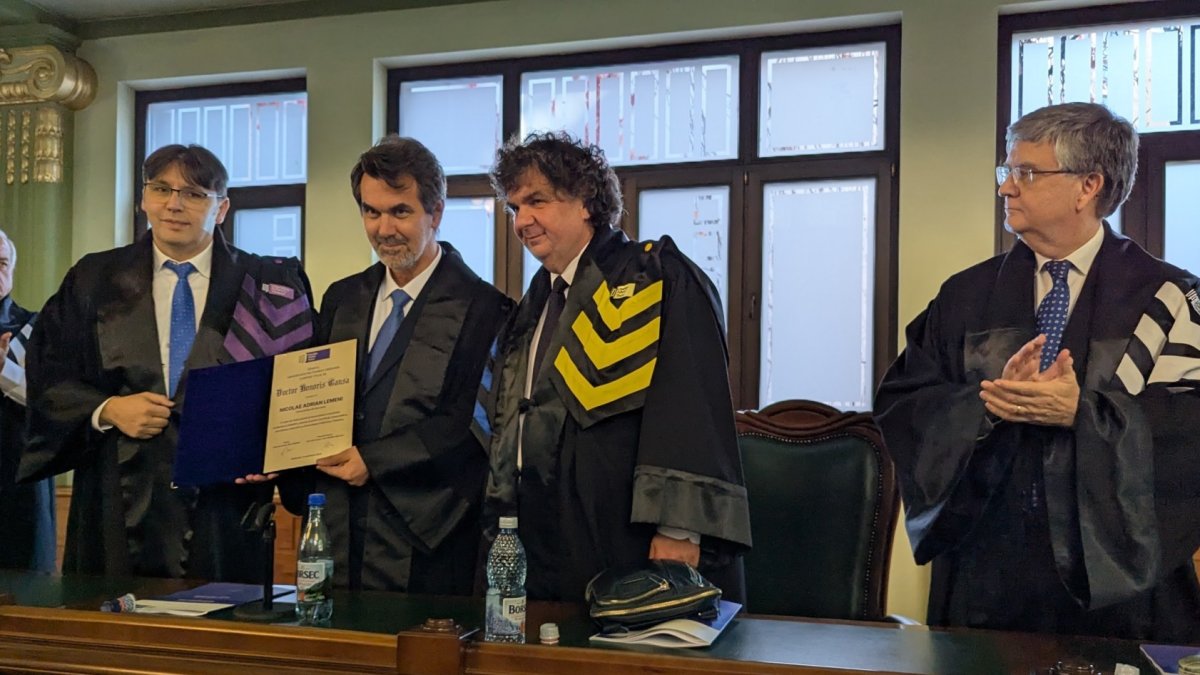 Titlu onorific pentru un profesor de teologie din Capitală