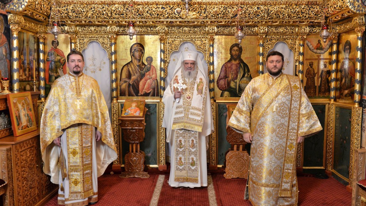 „Arhanghelii și îngerii, slujitorii cerești cei mai apropiați de oameni”