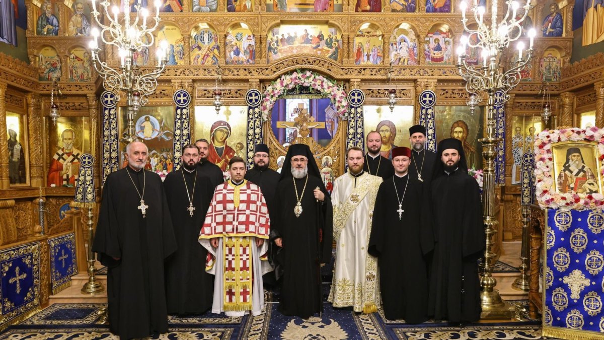 Cinstire adusă Sfântului Nectarie la Buzău