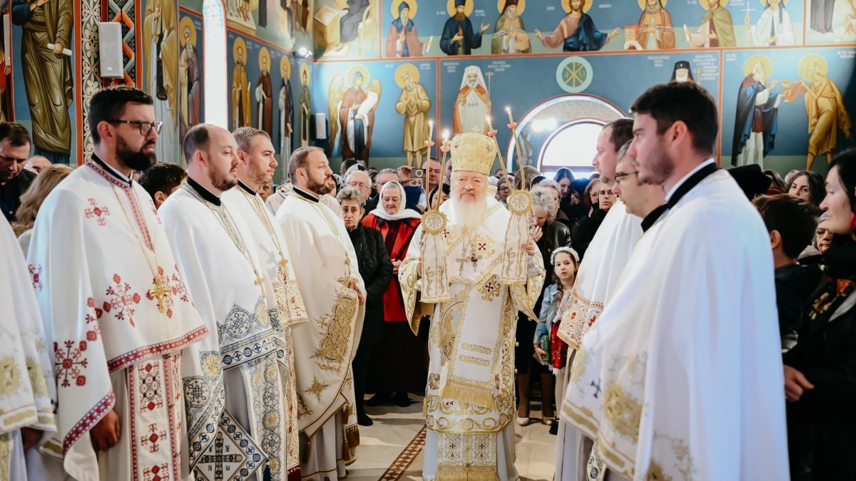 Hramul Bisericii „Sfântul Ierarh Nectarie” din Dej