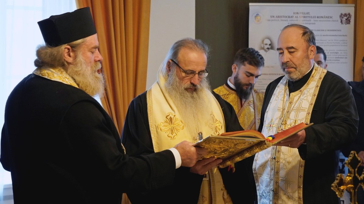 Înaltpreasfințitul Părinte Mitropolit Teofan a binecuvântat noul centru de zi pentru bătrâni din Miorcani