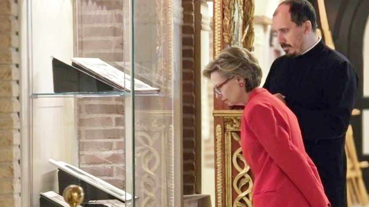 „Mărturii regale” din patrimoniul Mitropoliei Moldovei şi Bucovinei