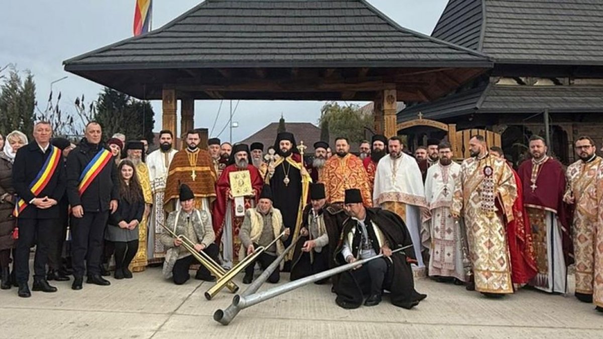 Slujire arhierească în comuna Șcheia, Suceava, de hramul Sfintei Ecaterina