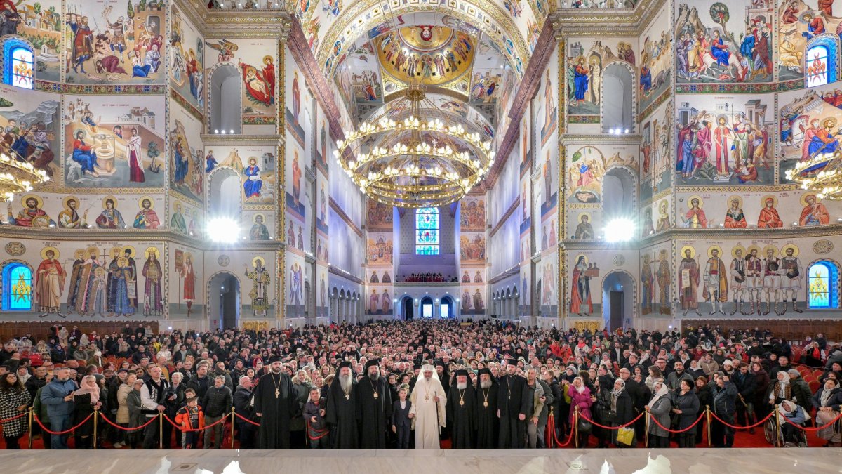 Prăznuire liturgică solemnă a Sfântului Apostol Andrei în București