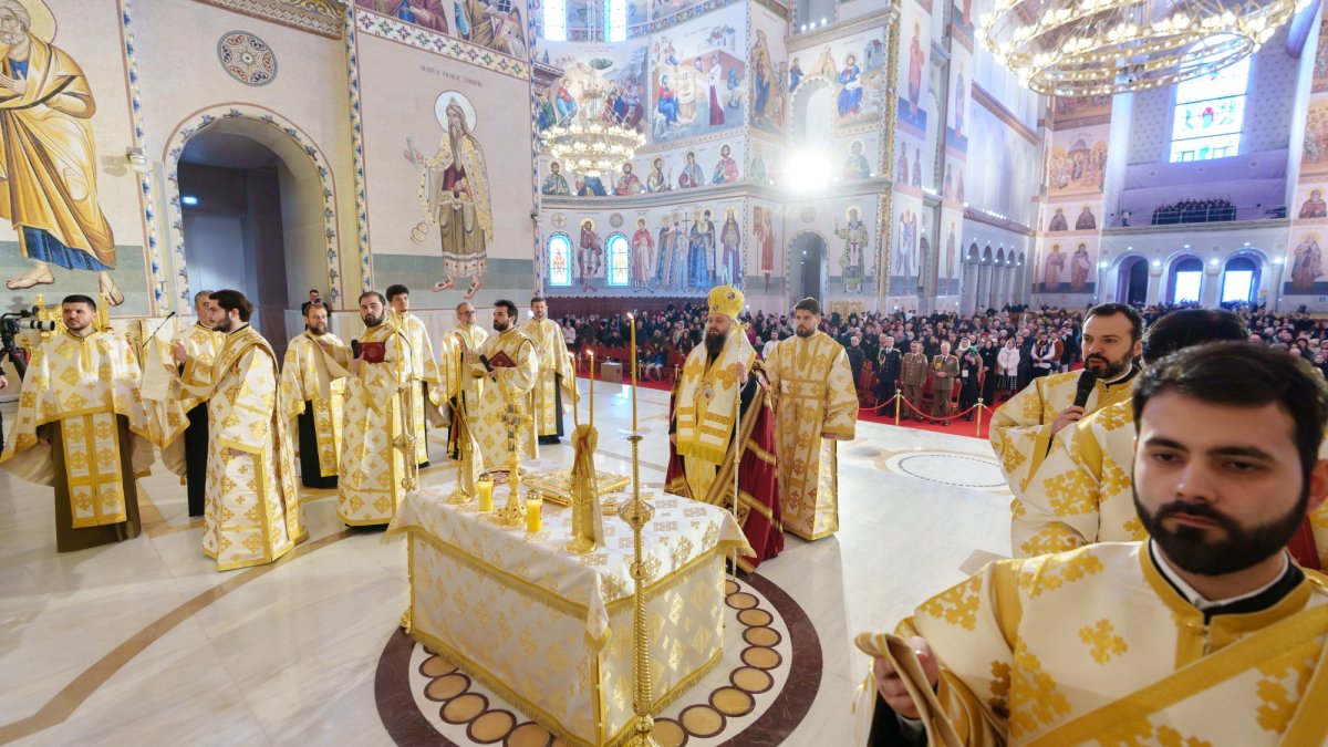 Ziua Națională a României, marcată la Catedrala Mântuirii Neamului
