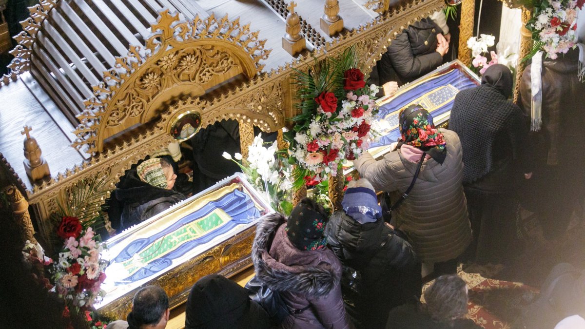 Prima celebrare a Sfinților Cleopa și Paisie la Mănăstirea Sihăstria