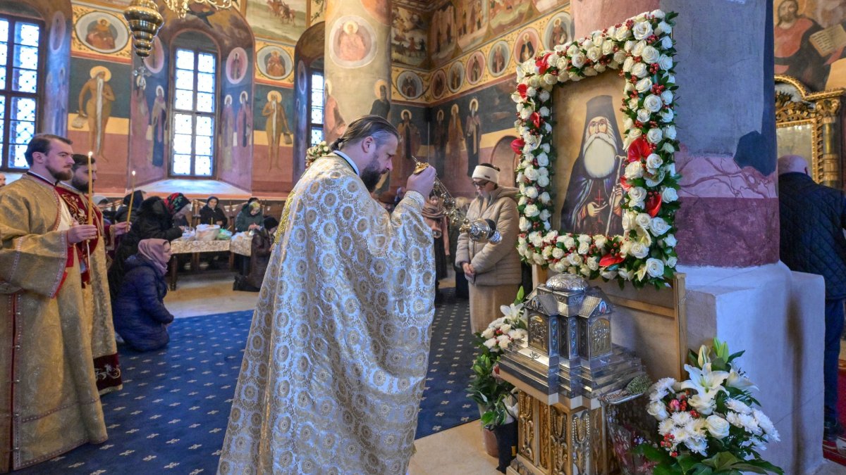 Prinos de cinstire Sfântului Cuvios Gheorghe de la Cernica și Căldărușani