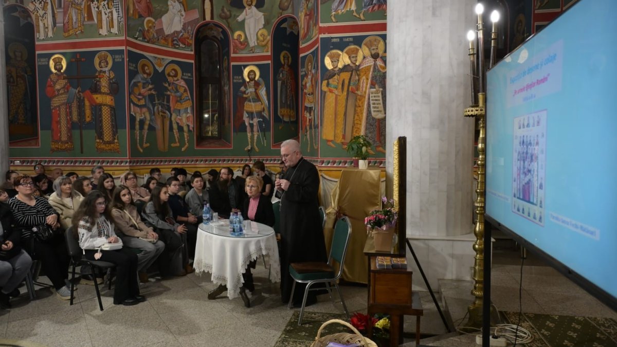 Expoziție închinată sfinților români la Parohia Iancu Vechi-Mătăsari