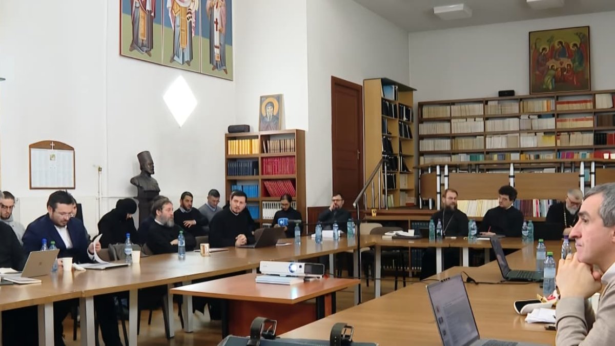 Sesiune de comunicări științifice la Facultatea „Justinian Patriarhul”