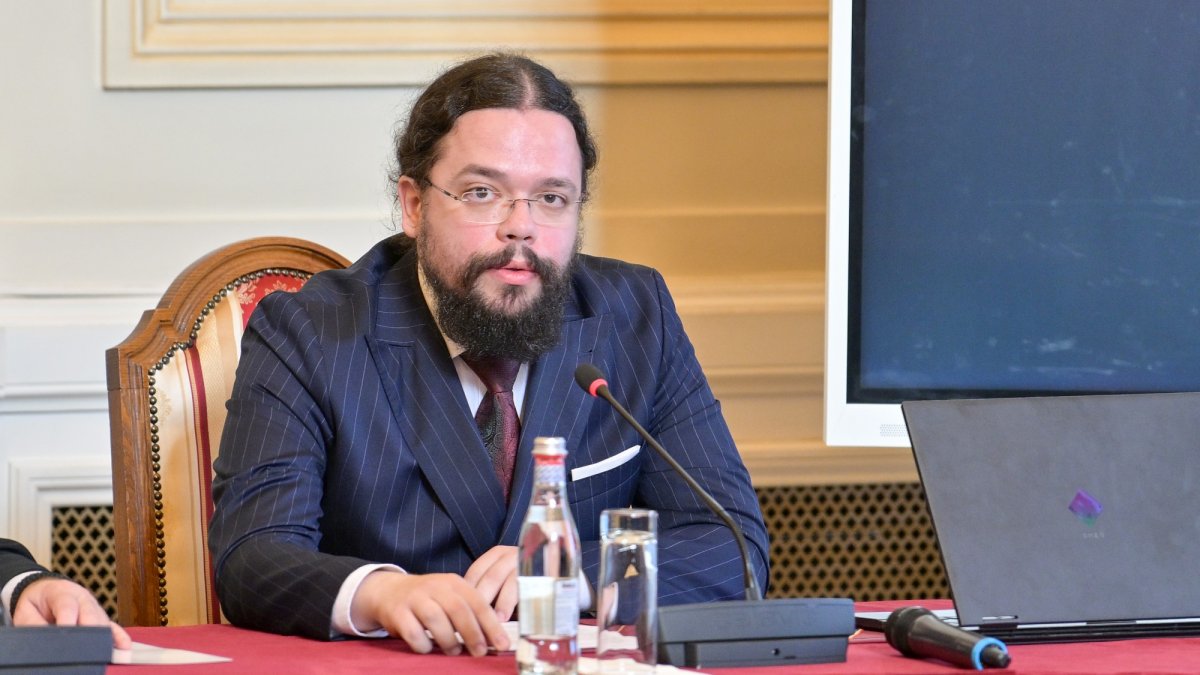 Sfinții români aghioriți recent canonizați, repere ale spiritualității isihaste